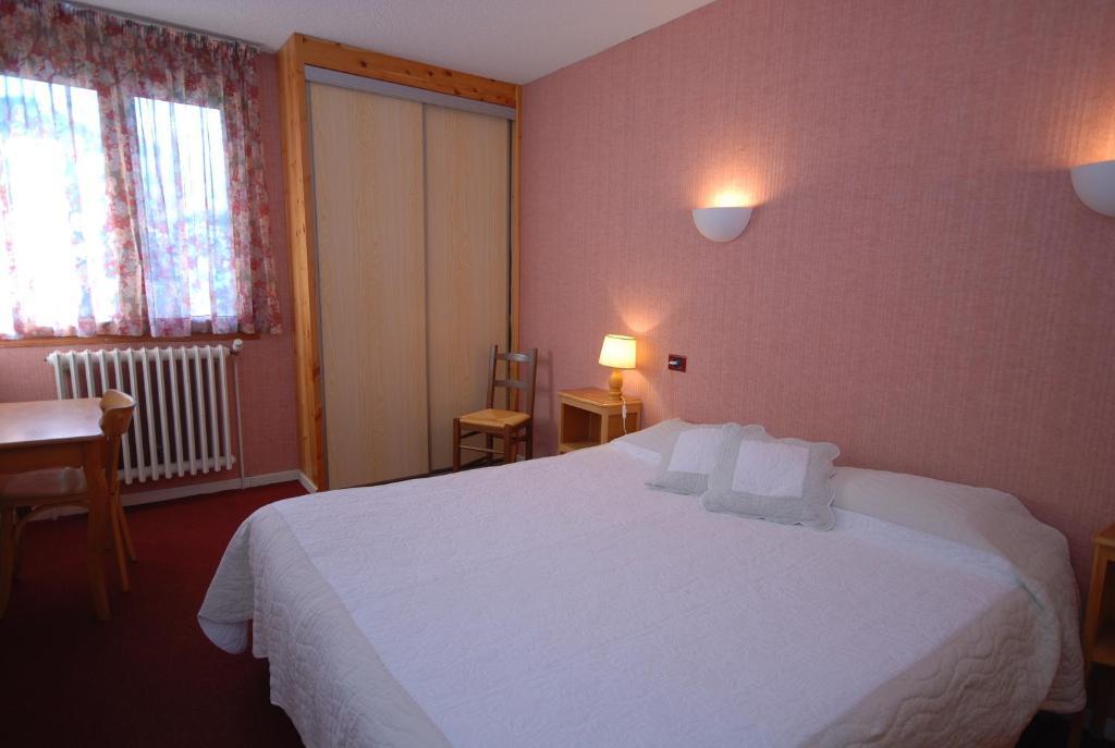 Auberge Du Rochasson Risoul Szoba fotó